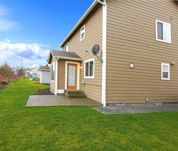 Cost of Clapboard Siding Repair in Irving